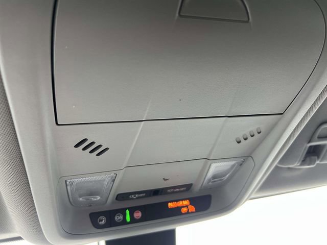 Used 2024 Chevrolet Equinox LT image 32