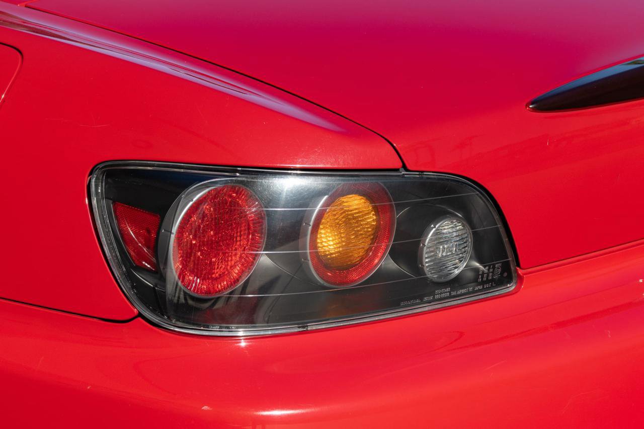 Used 2004 Honda S2000 image 27