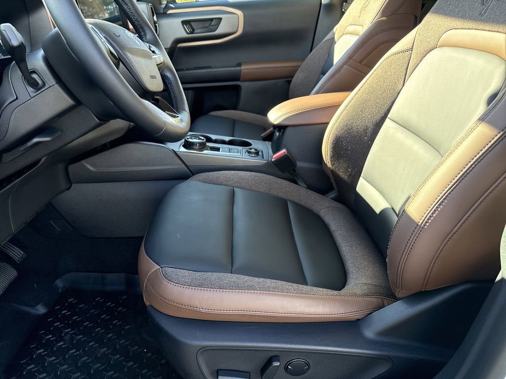 Used 2025 Ford Bronco Sport Outer Banks w/ Outer Banks Tech Package+ image 9