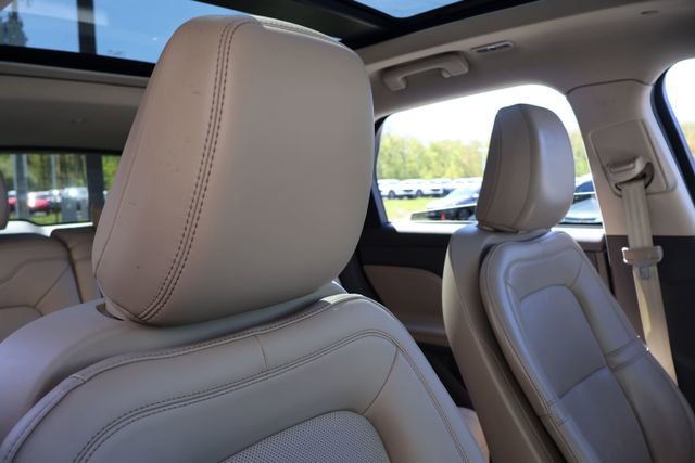 Used 2023 Lincoln Corsair AWD w/ Equipment Group 101A image 20