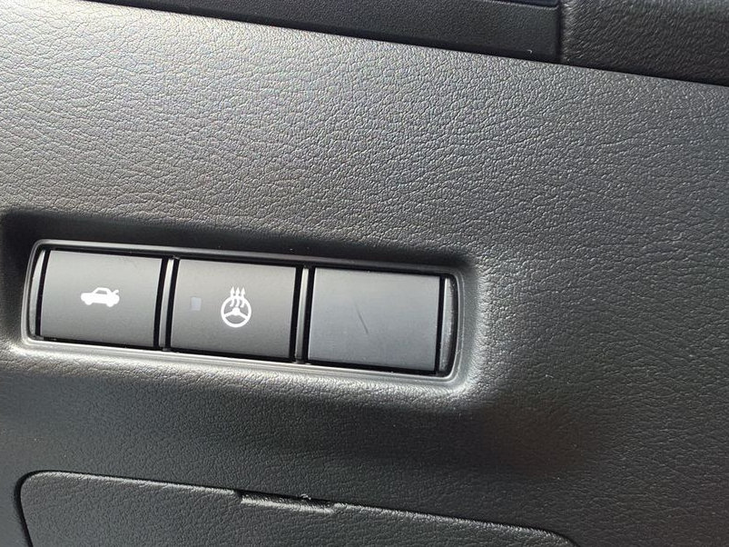 New 2027 Nissan Sentra SV w/ SV Convenience Package FWD image 23