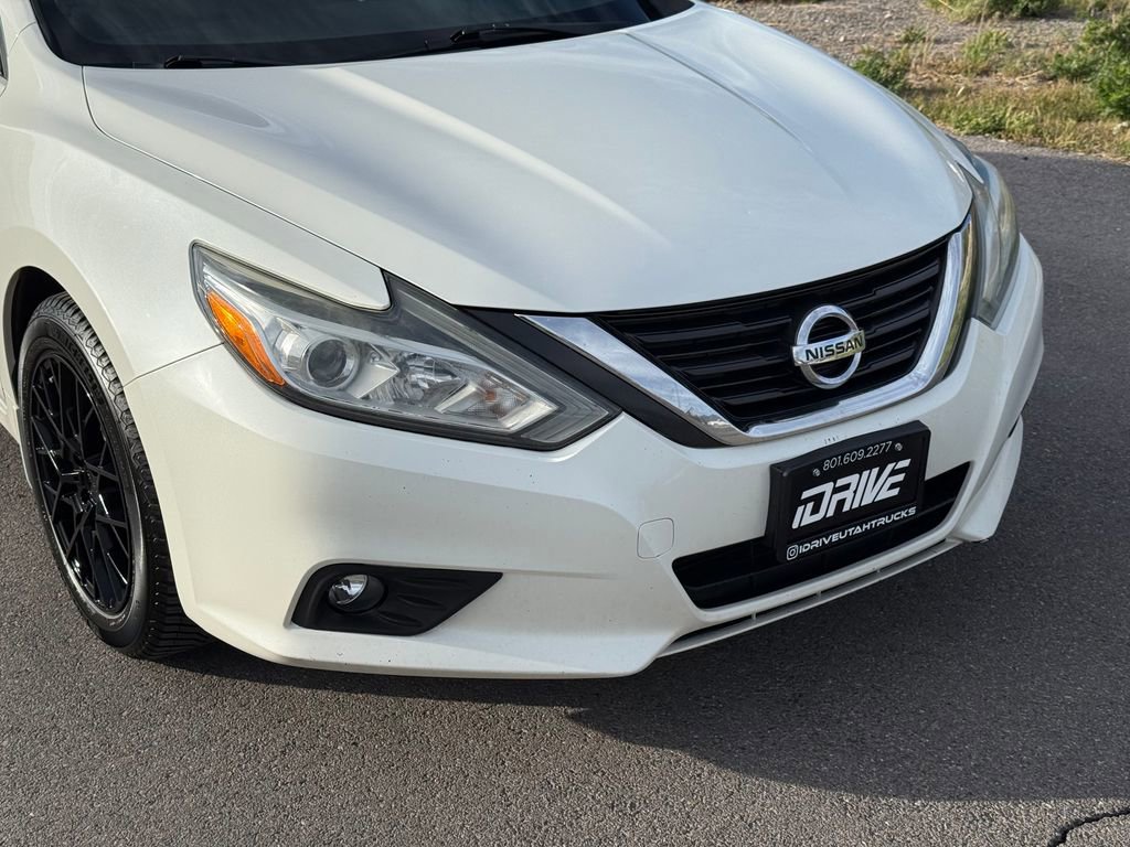Used 2016 Nissan Altima 2.5 S w/ Power Driver Seat Package FWD image 5