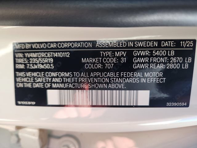 New 2026 Volvo XC60 B5 Plus w/ Protection Package Premier AWD/4WD image 24