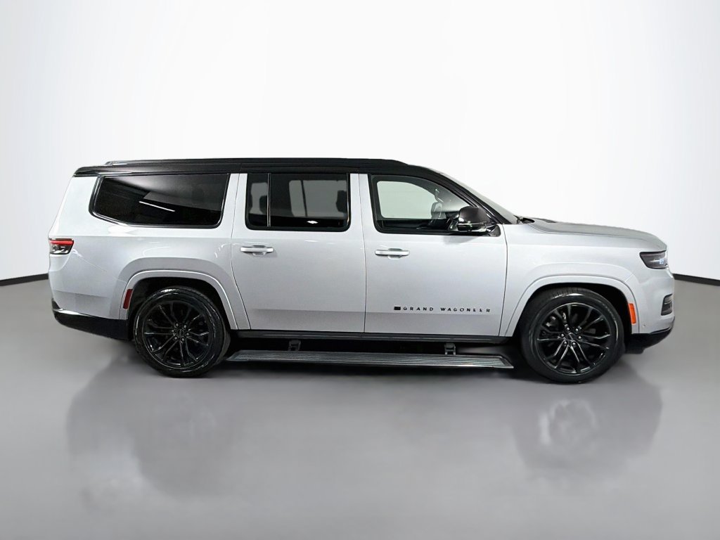 Used 2024 Jeep Grand Wagoneer L Series II w/ Quick Order Packagew 28T AWD/4WD image 8