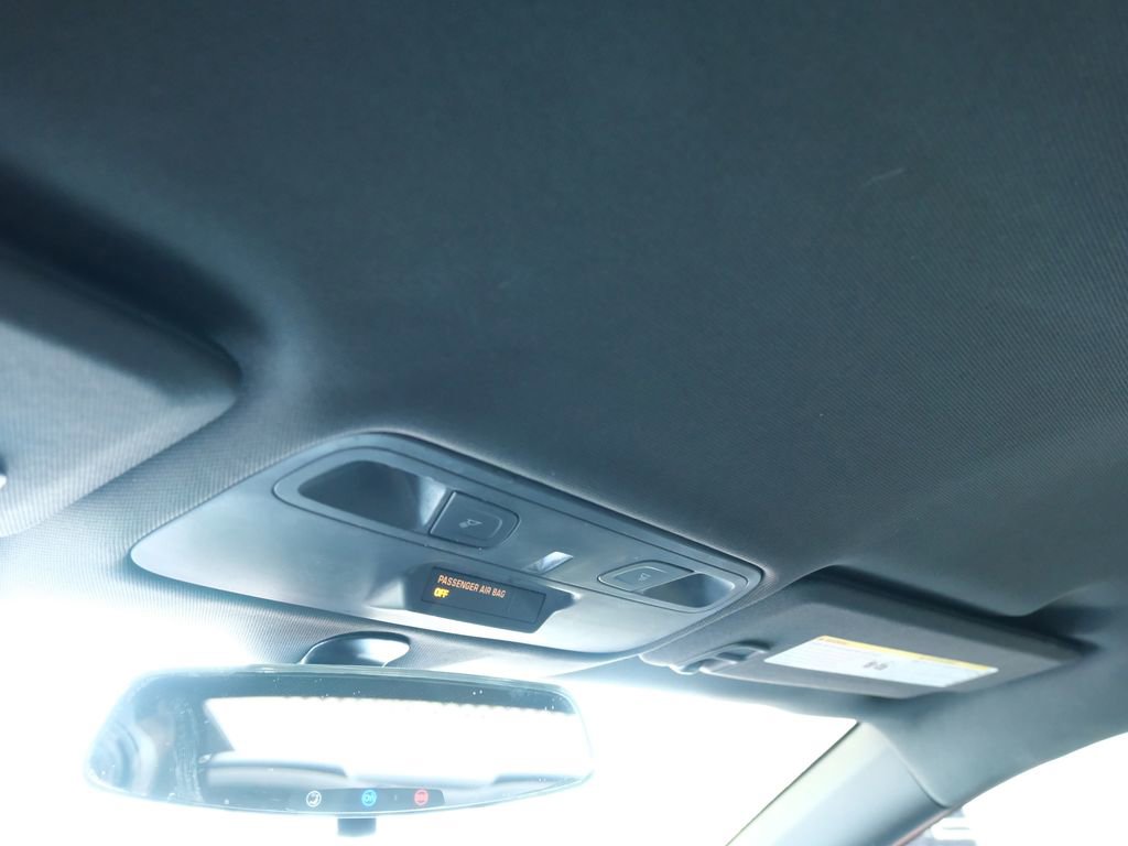 Used 2017 Chevrolet Camaro LT RWD image 17