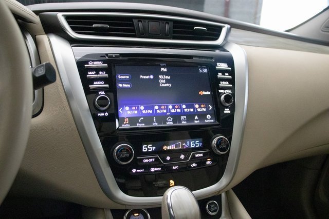 Used 2018 Nissan Murano SV w/ Premium Package image 30