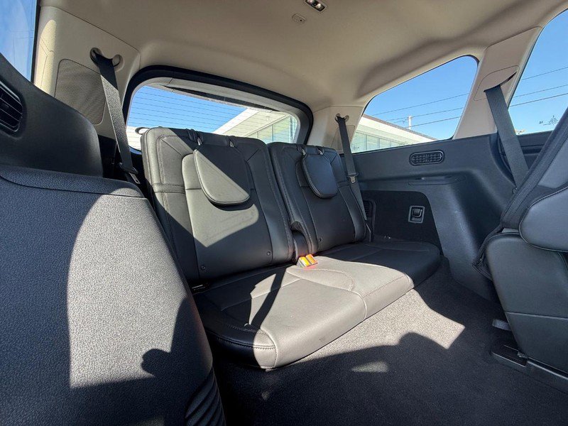 Certified 2023 Lincoln Aviator Reserve w/ Equipment Group 201A image 7