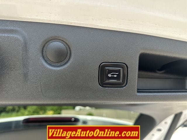 Used 2022 Chevrolet Equinox LT AWD/4WD image 35
