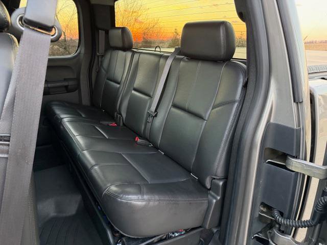 Used 2013 Chevrolet Silverado 2500 LTZ w/ LTZ Plus Package image 25