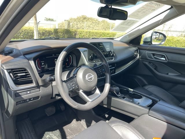 Used 2023 Nissan Rogue Platinum FWD image 10