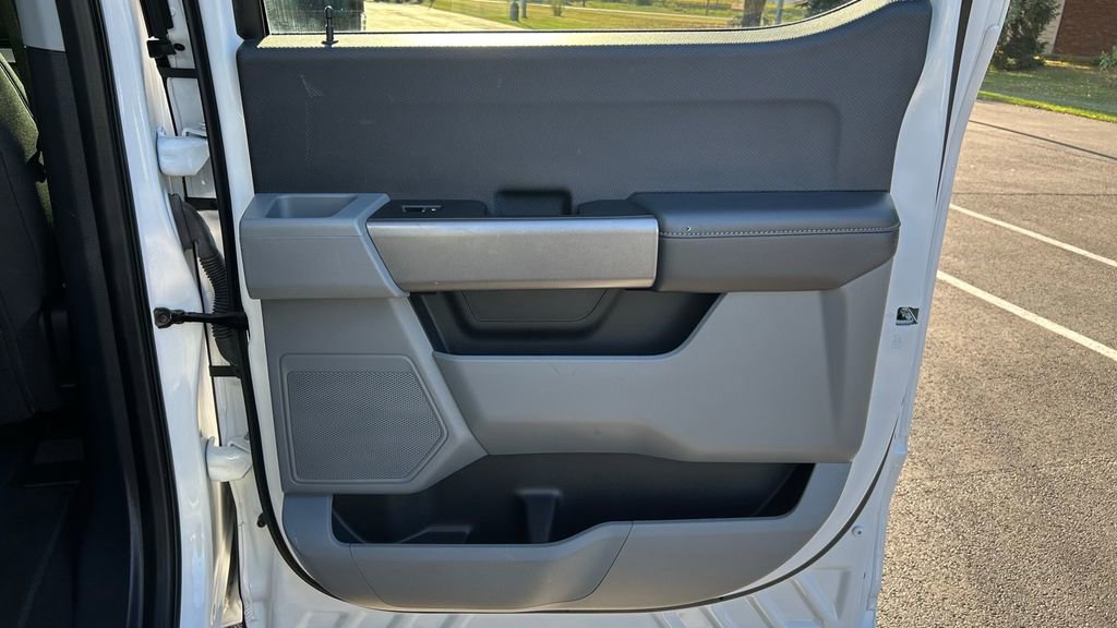 Used 2023 Ford F150 XLT w/ Trailer Tow Package image 12