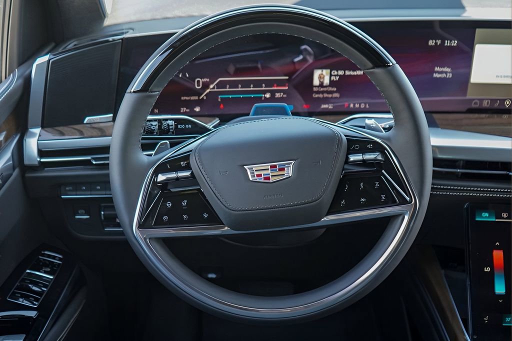 New 2026 Cadillac Escalade ESV Platinum Sport w/ LPO, ONYX Package image 25