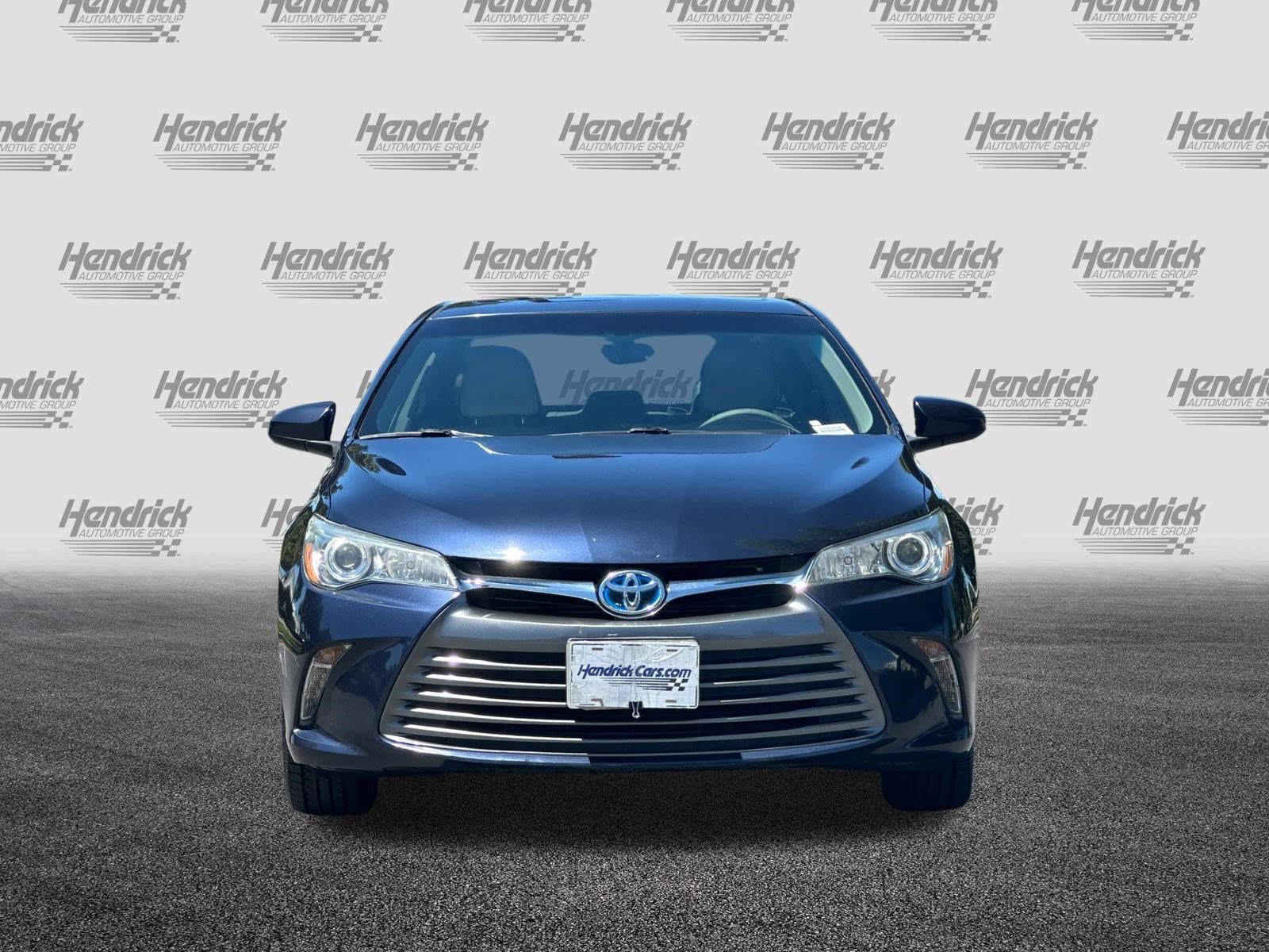 Used 2017 Toyota Camry XLE w/ Moonroof Package FWD image 10