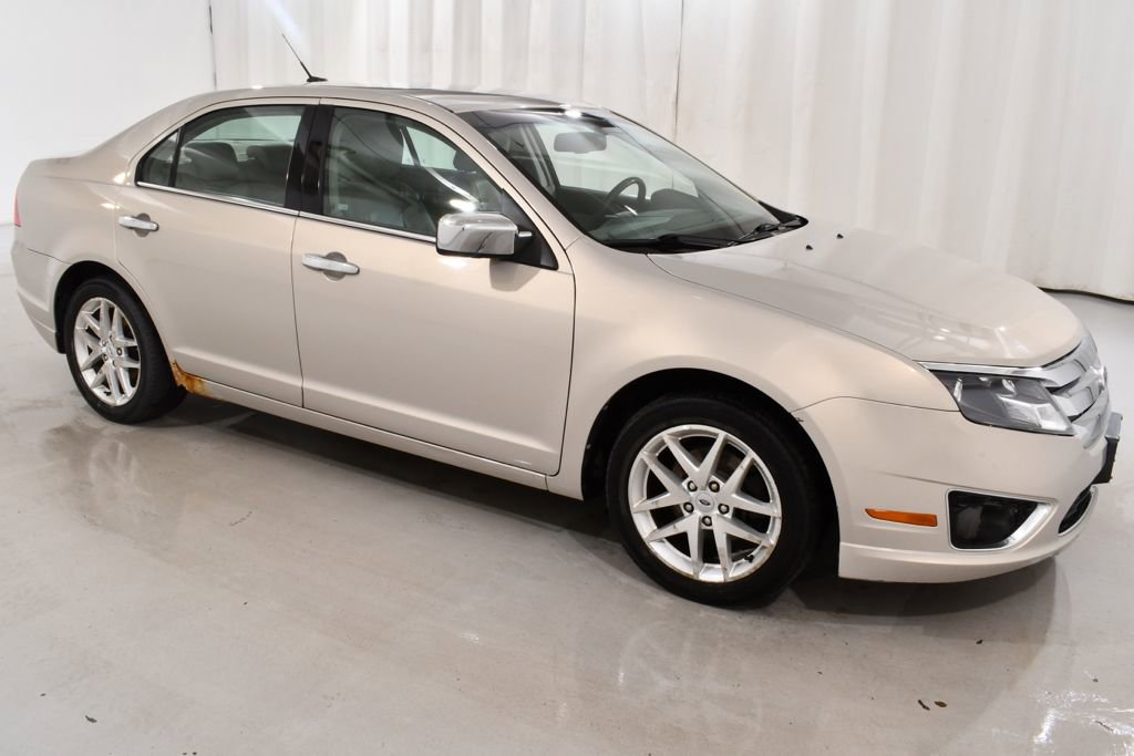 Used 2010 Ford Fusion SEL image 5