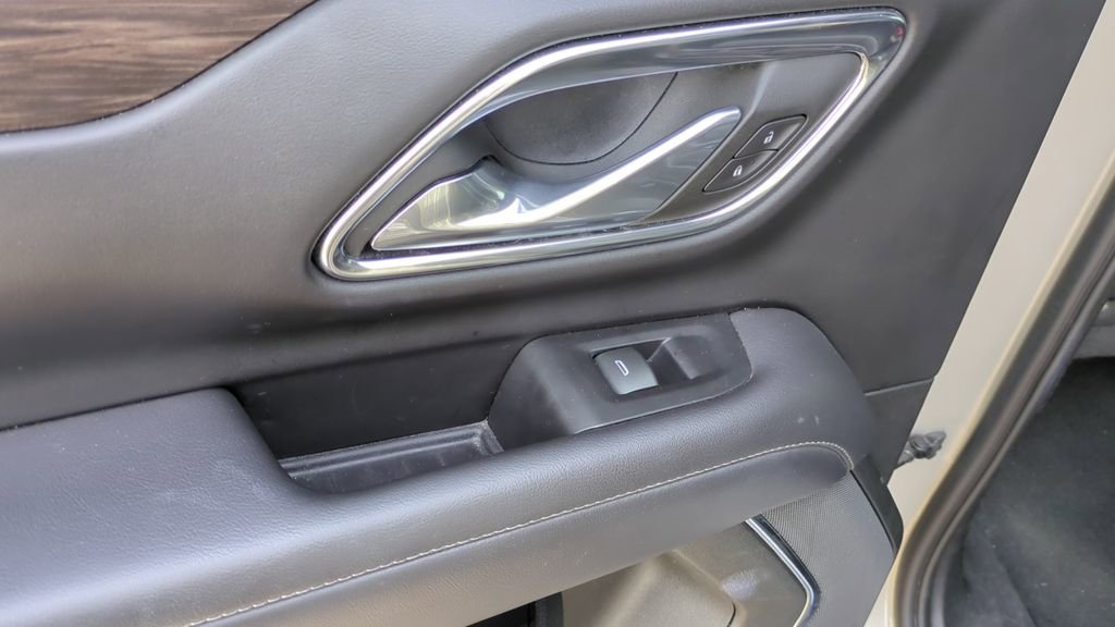 Used 2023 Chevrolet Tahoe LT image 14