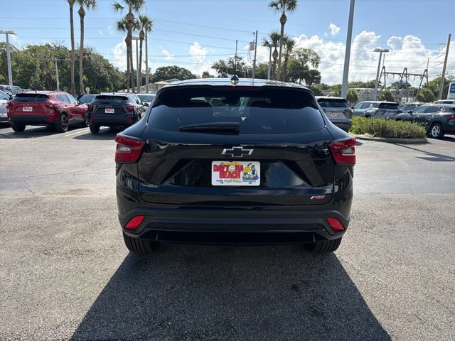 New 2026 Chevrolet Trax RS w/ Sunroof Package FWD image 11