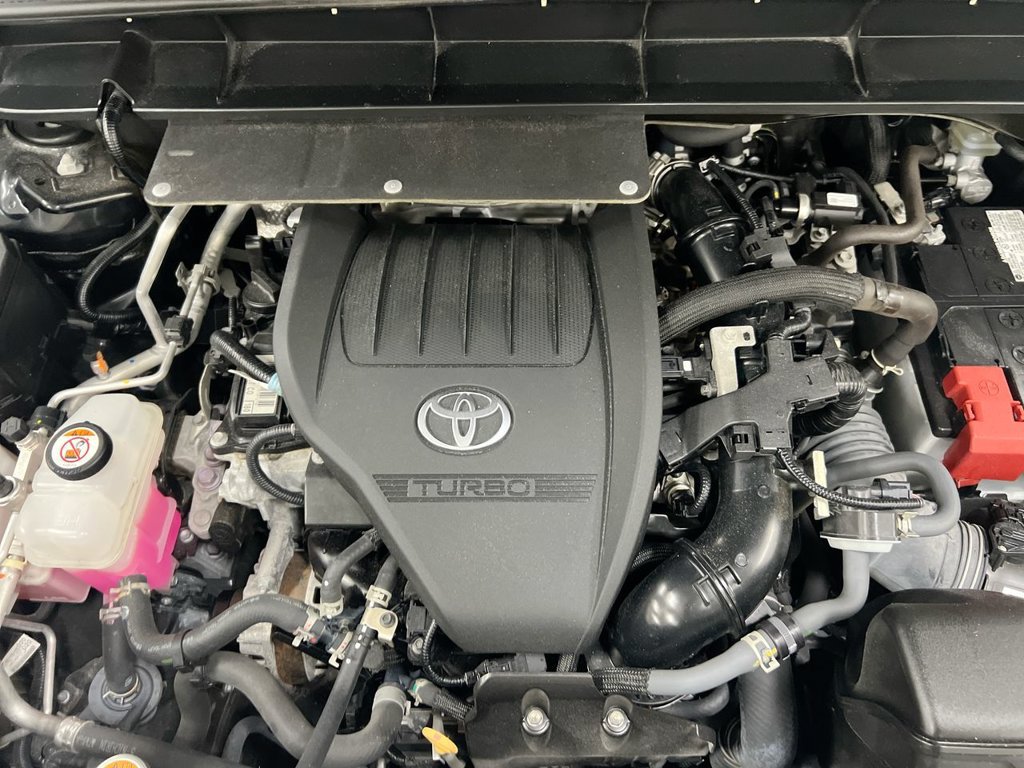 Used 2023 Toyota Highlander XLE AWD/4WD image 26