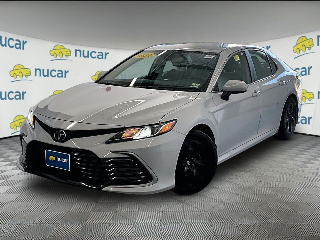 Used 2024 Toyota Camry LE FWD image 3