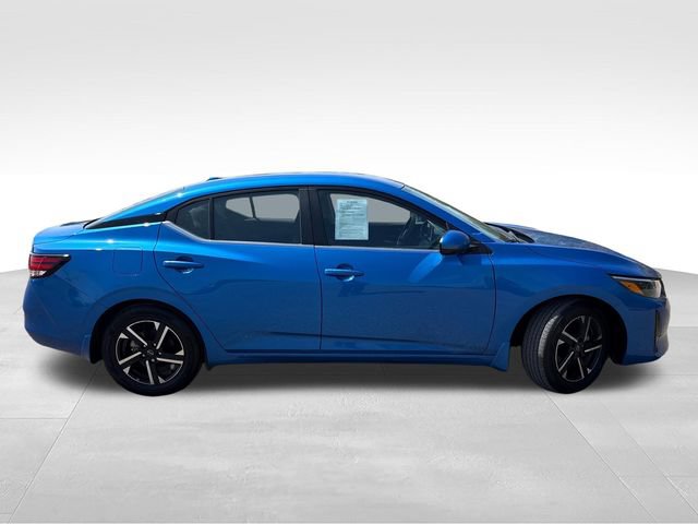 Certified 2025 Nissan Sentra SV FWD image 9