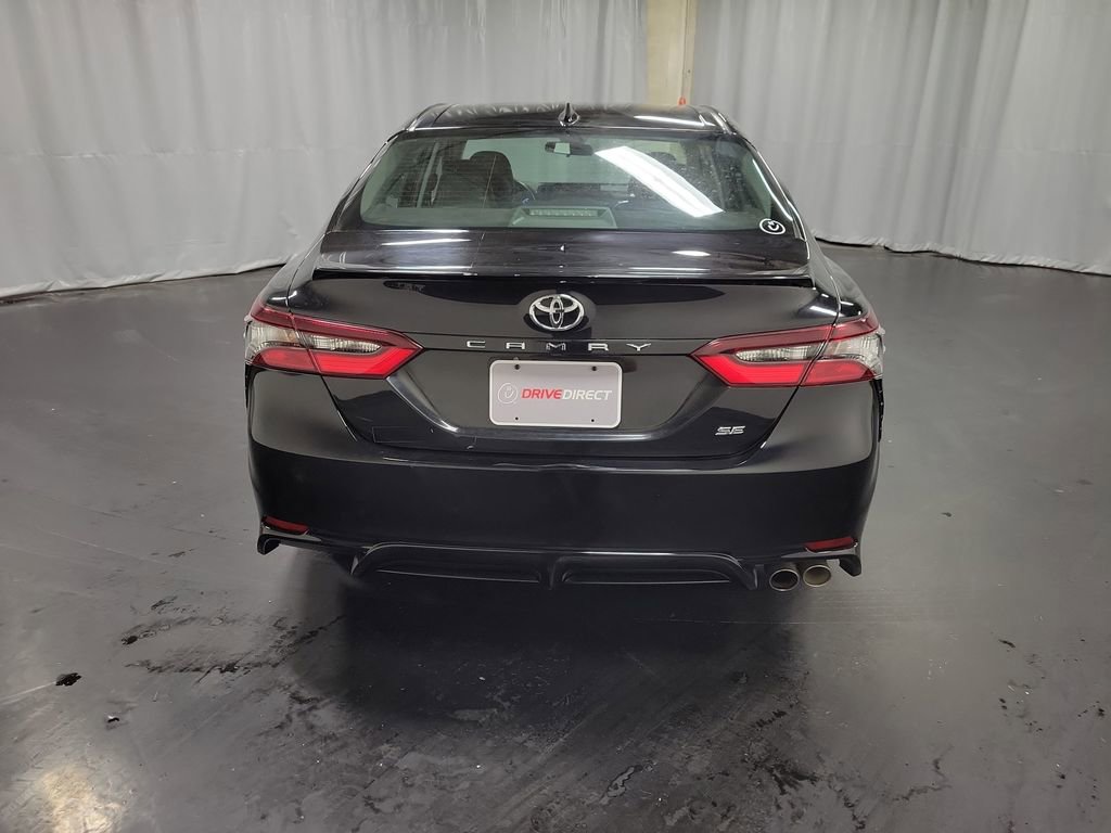 Used 2022 Toyota Camry SE FWD image 7