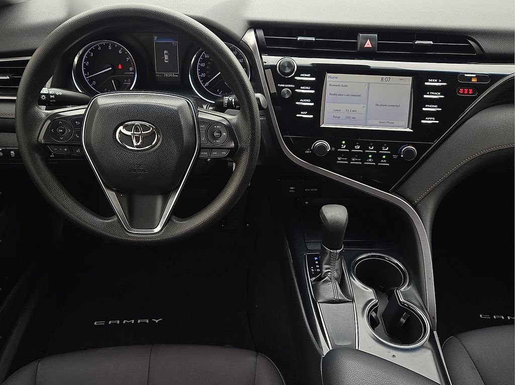 Used 2019 Toyota Camry LE FWD image 11
