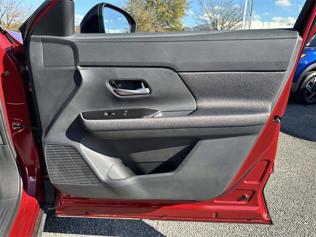 New 2026 Nissan Kicks SV image 8