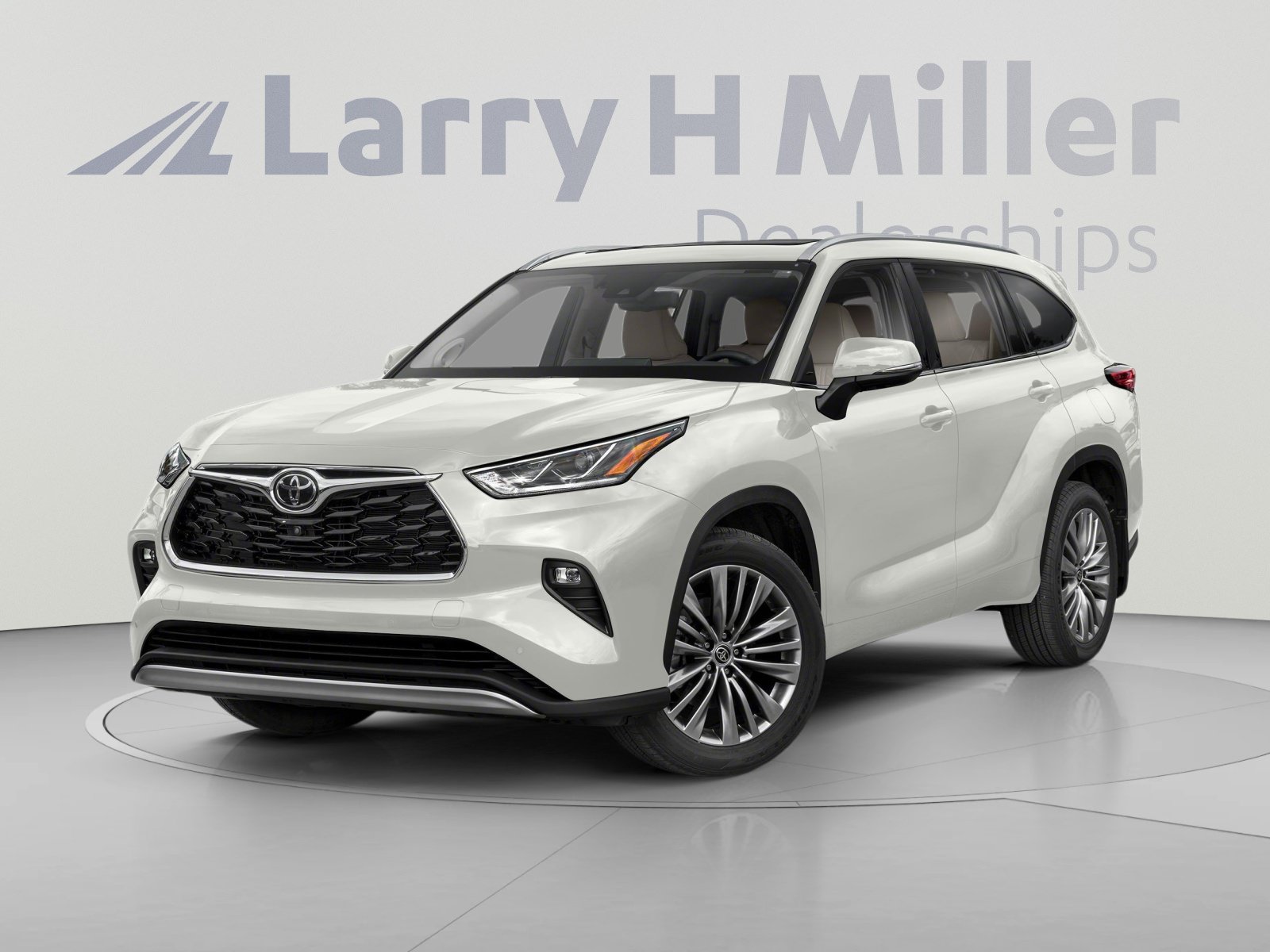 Used 2021 Toyota Highlander Platinum FWD image 1