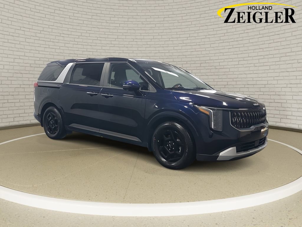 New 2026 Kia Carnival FWD image 3