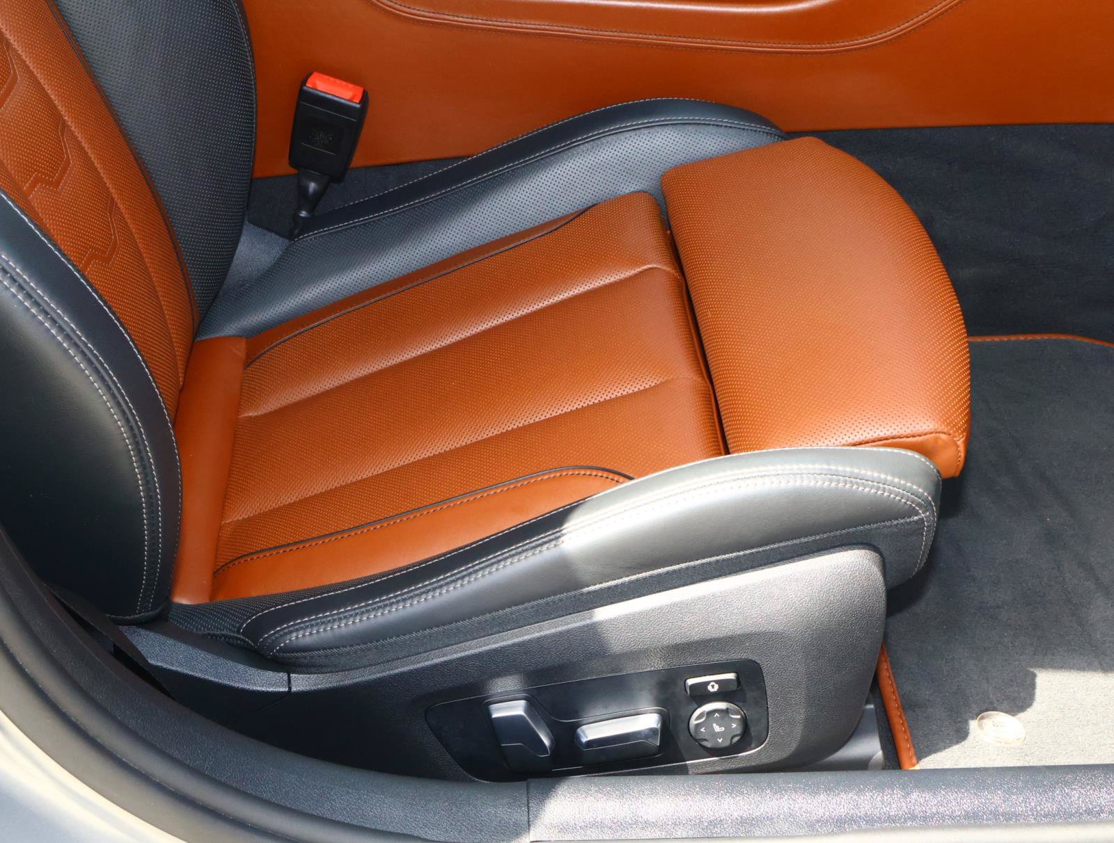 Used 2024 BMW ALPINA B8 xDrive Gran Coupe AWD/4WD image 20