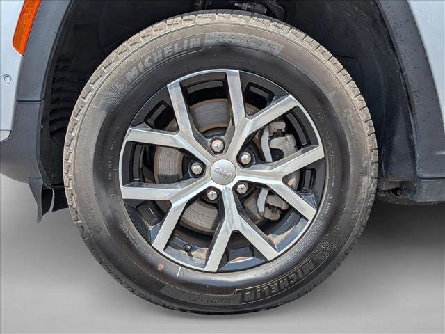 Used 2024 Jeep Grand Cherokee L Limited w/ Luxury Tech Group II AWD/4WD image 22