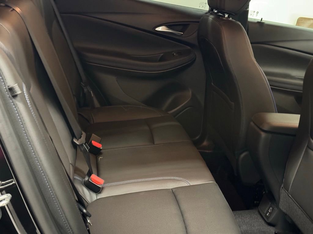 New 2025 Buick Encore GX Sport Touring image 13