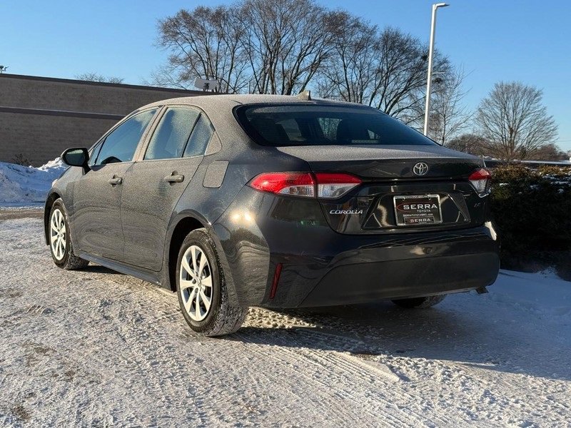 Used 2024 Toyota Corolla LE image 5