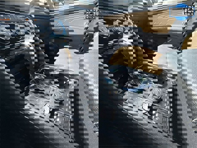 Used 2022 Volkswagen Atlas Cross Sport SE image 19