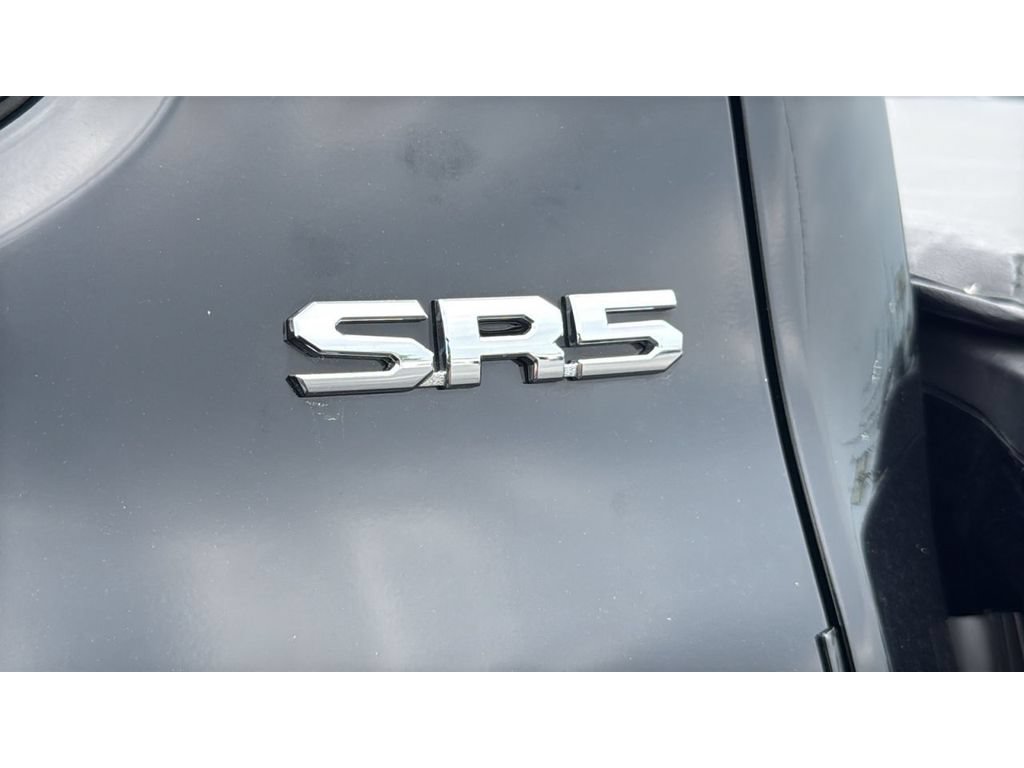 Certified 2024 Toyota Tacoma SR5 AWD/4WD image 32
