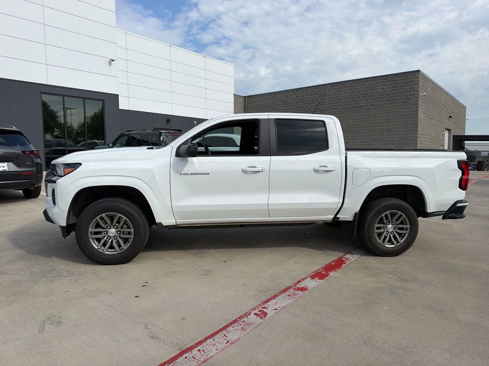 Used 2023 Chevrolet Colorado LT w/ LT Convenience Package RWD image 4