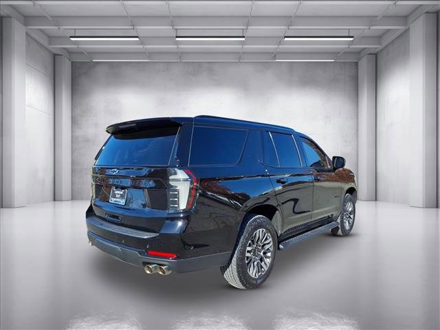 Used 2025 Chevrolet Tahoe Z71 w/ Comfort Package image 3