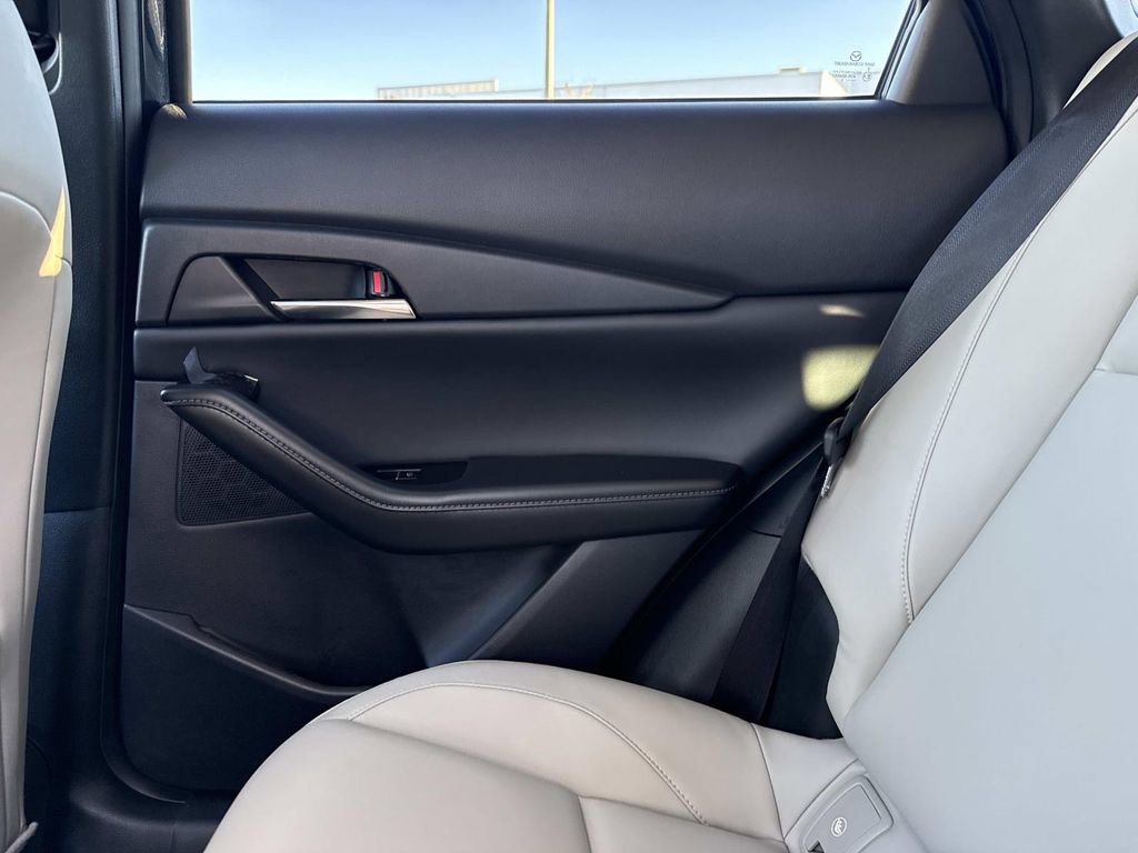 Certified 2025 MAZDA CX-30 AWD 2.5 S w/ Preferred Package image 20