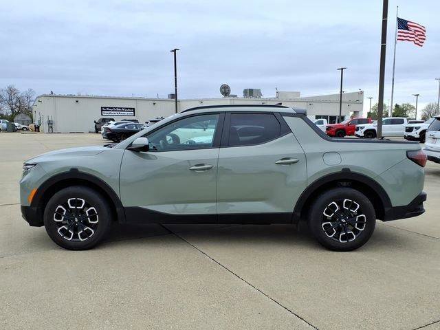 Used 2023 Hyundai Santa Cruz SEL Premium image 2