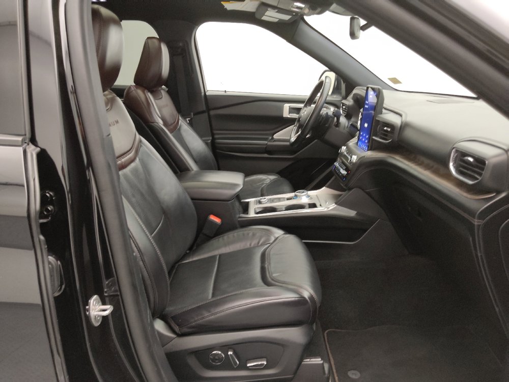 Used 2020 Ford Explorer Platinum w/ Premium Technology Package AWD/4WD image 21