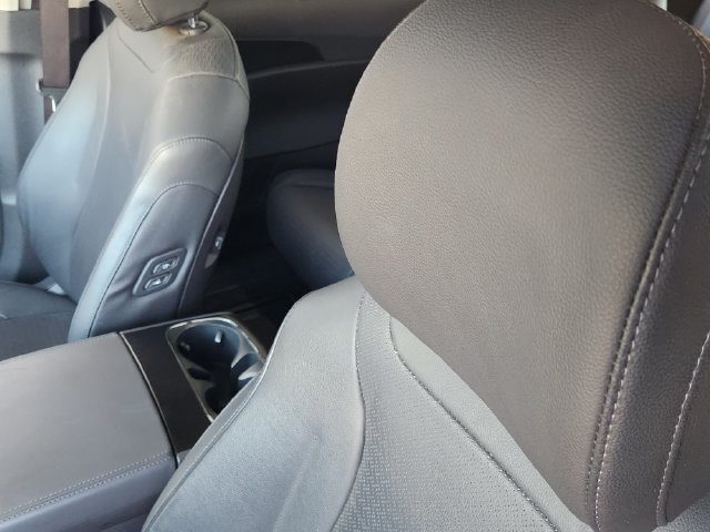 Used 2025 Kia Carnival SX Prestige FWD image 20