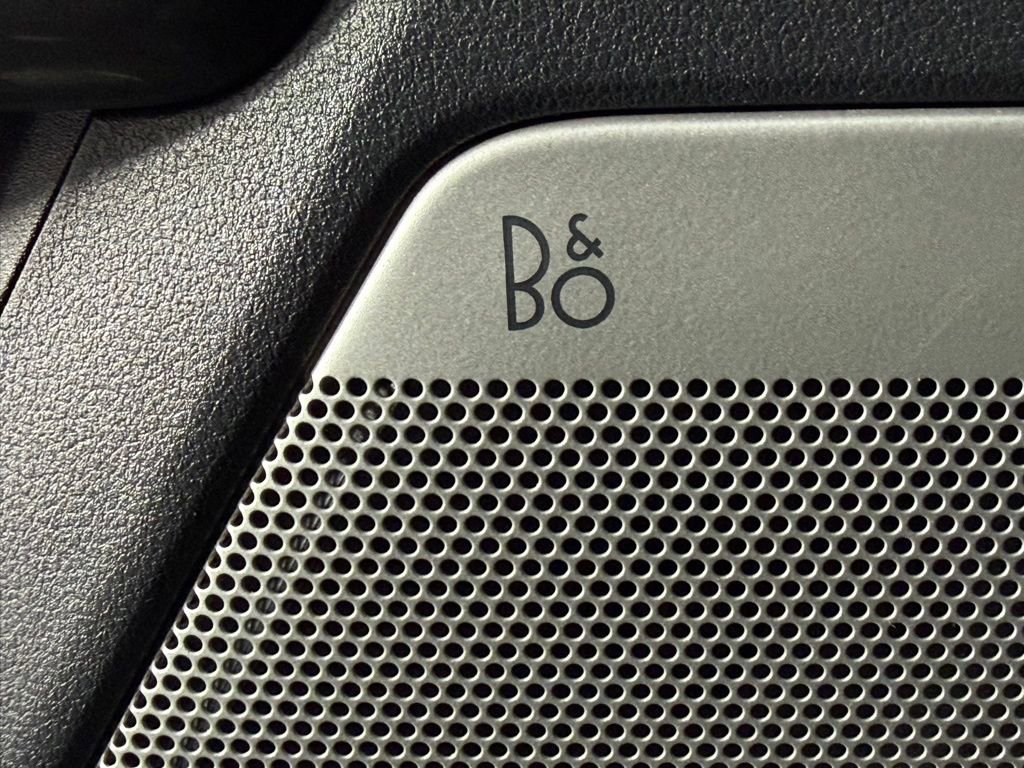 Used 2023 Ford F150 XLT w/ Equipment Group 302A High image 17