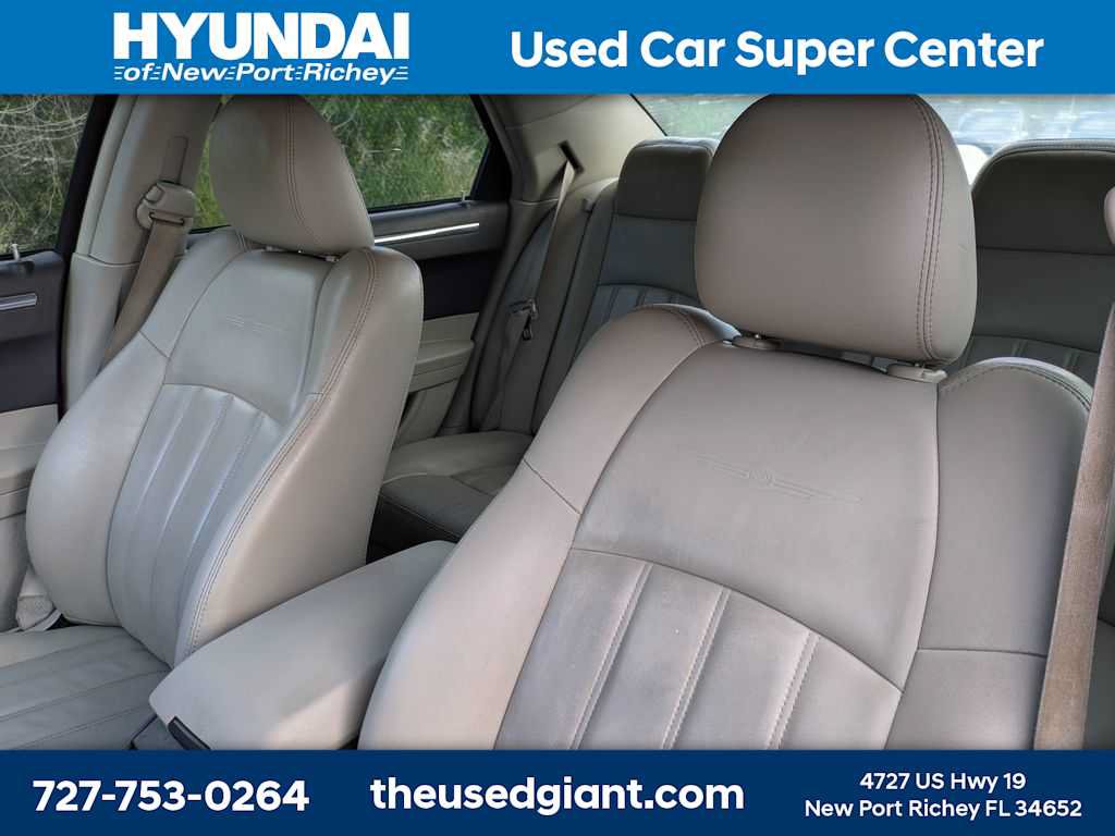 Used 2007 Chrysler 300 C RWD image 7