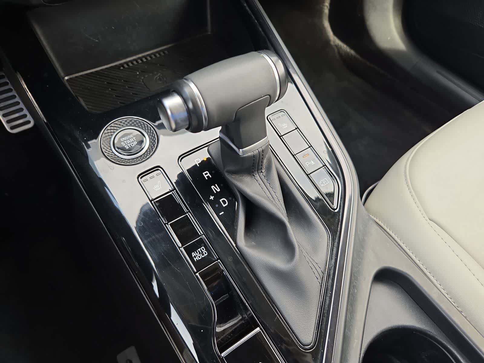 Certified 2024 Kia Niro EX Touring FWD image 31