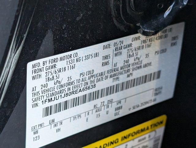 Used 2024 Ford Expedition XLT image 30