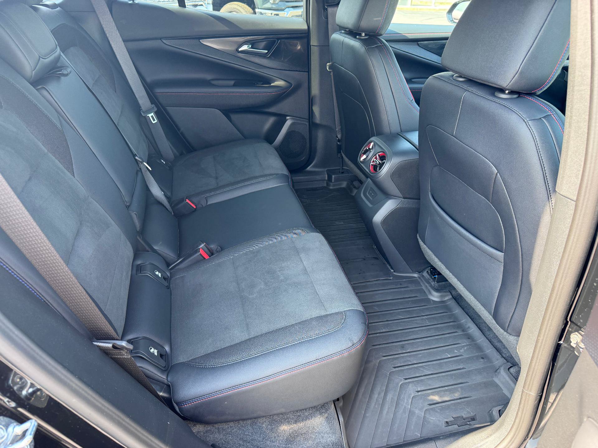 Used 2025 Chevrolet Blazer EV RS AWD/4WD image 22
