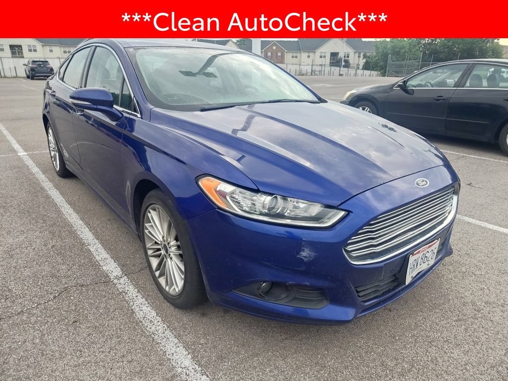Used 2016 Ford Fusion SE w/ Equipment Group 202A AWD/4WD image 3