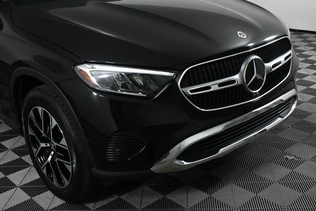 Certified 2025 Mercedes-Benz GLC 350e 4MATIC image 35