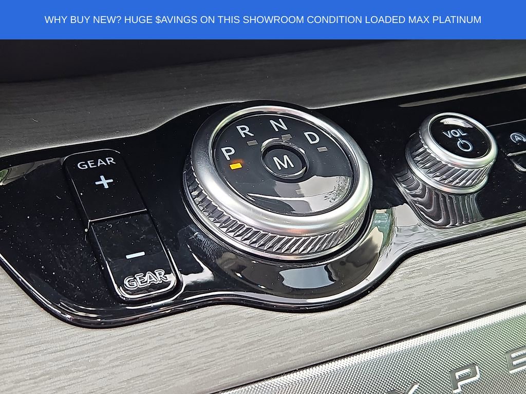 Used 2025 Ford Expedition Max Platinum image 16