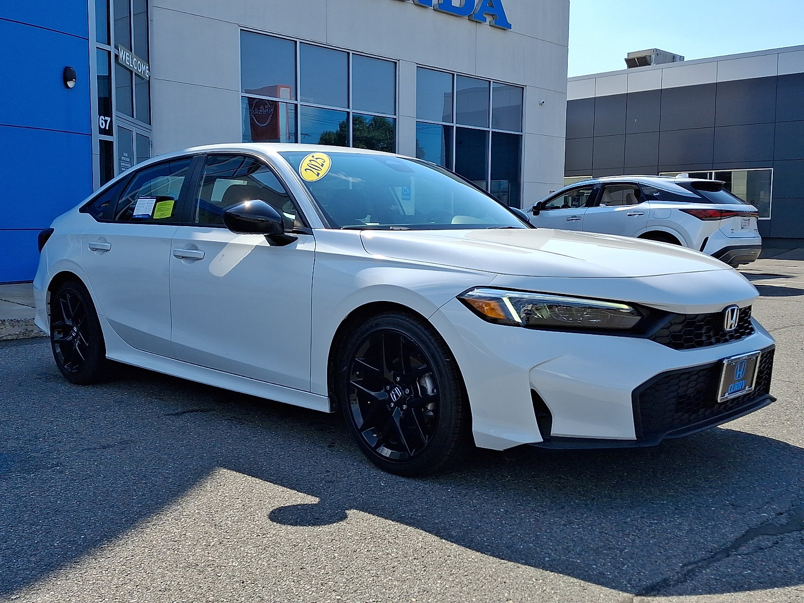 Used 2025 Honda Civic Sport image 3