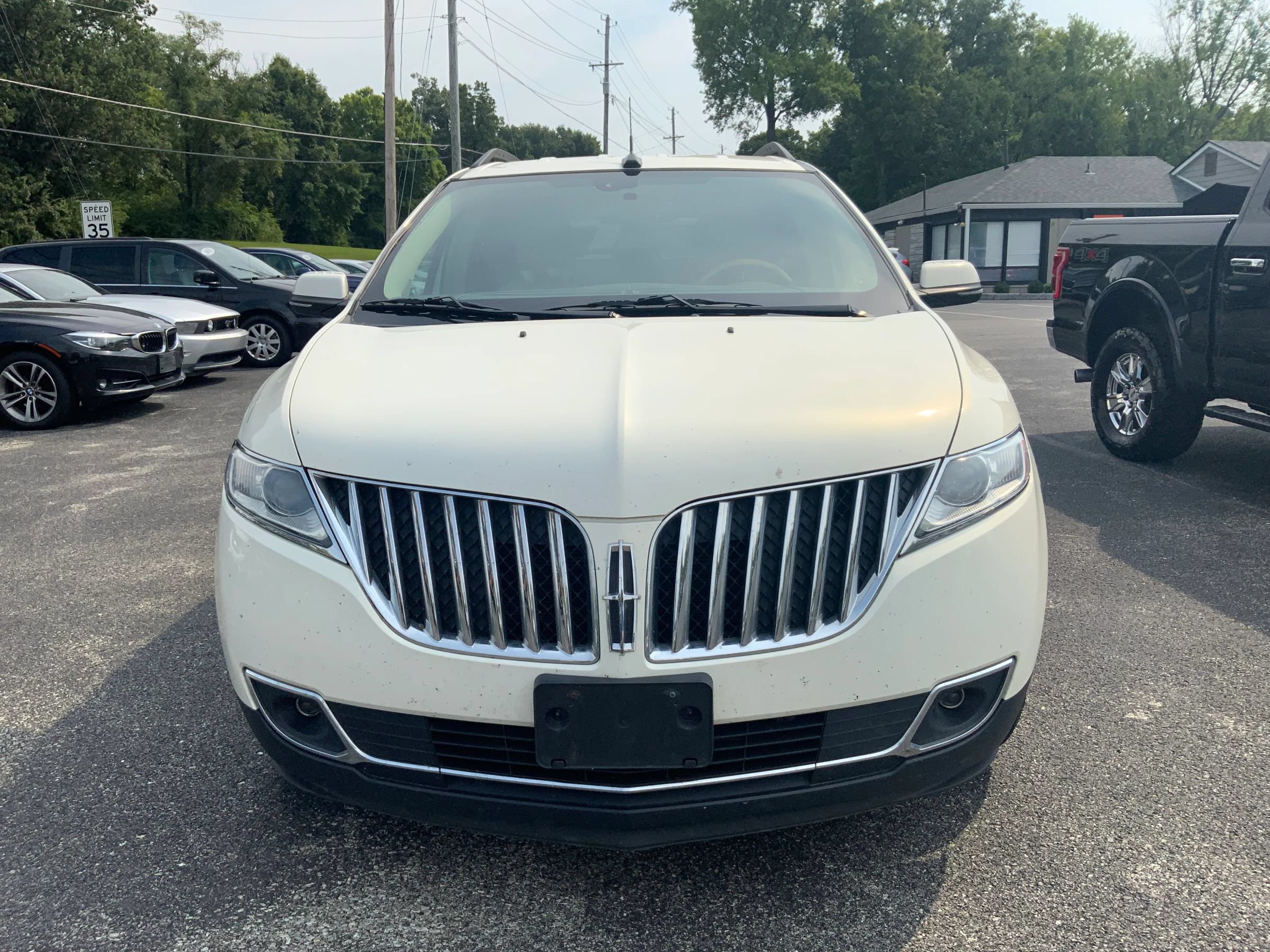 Used 2013 Lincoln MKX FWD image 6